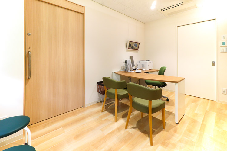 診察室1